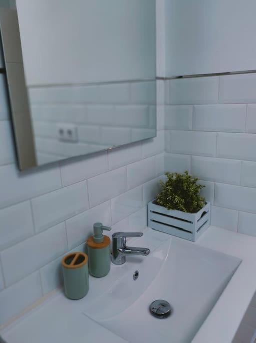 Apartamento Acerota, Con Parking Gratuito 코르도바 외부 사진